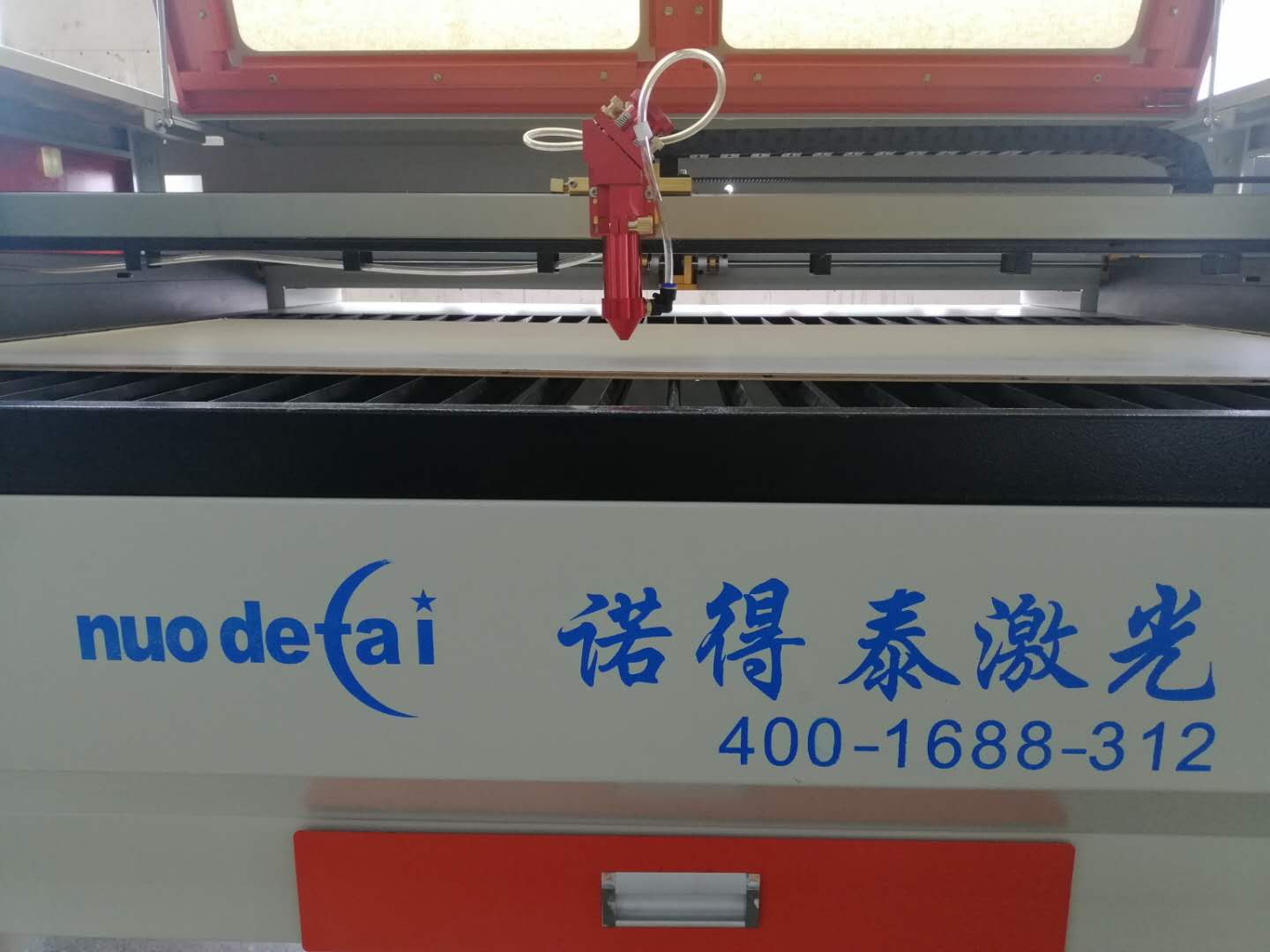 亞克力激光切割機(jī)切割形成的毛刺有哪些方面的因素？