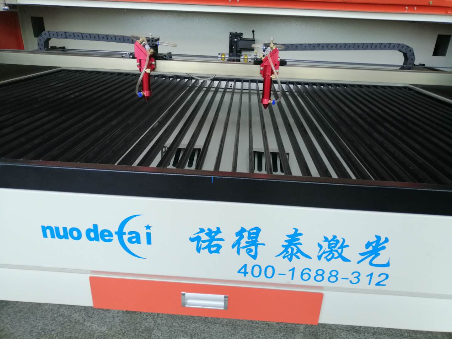 夏季激光切割機工作的時候需要注意些什么？