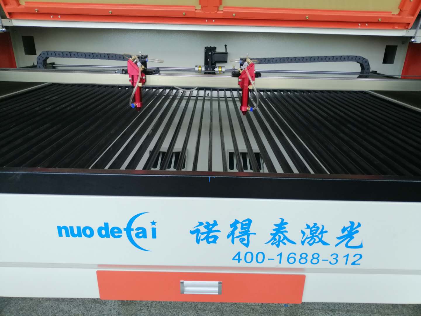 近些年來亞克力激光切割機(jī)廠家生存也不易！