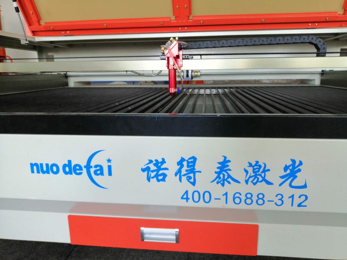 亞克力激光切割機(jī)價(jià)格與哪些因素掛勾？