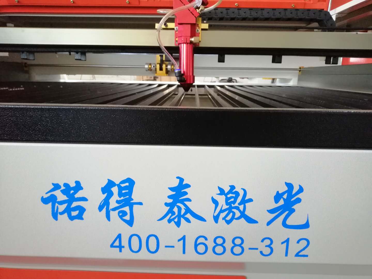 隨著行業(yè)發(fā)展，激光切割機(jī)設(shè)備細(xì)分化越來越明顯